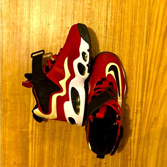 COPY - Nike Air Griffey Max 1 (GS) - Picture 3 of 5